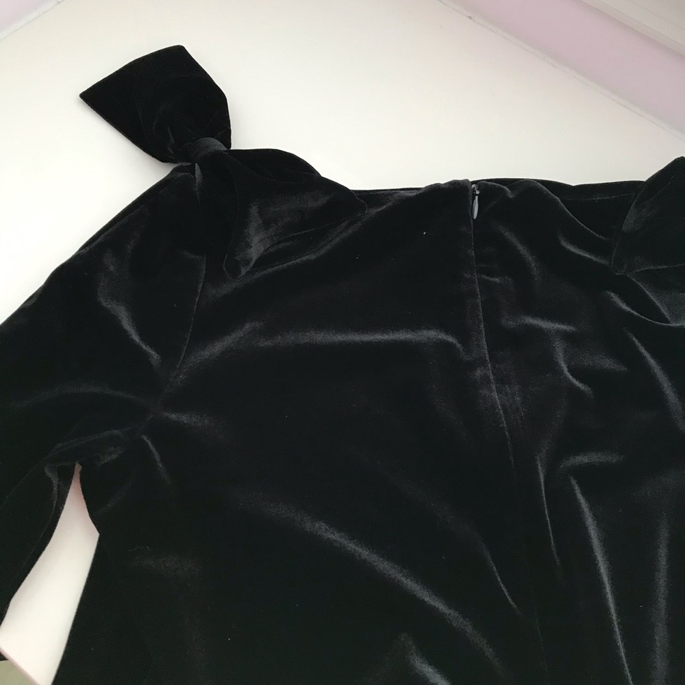 French Connection Auore Velvet 3/4 Sleeve Dress - Picture 8 of 8